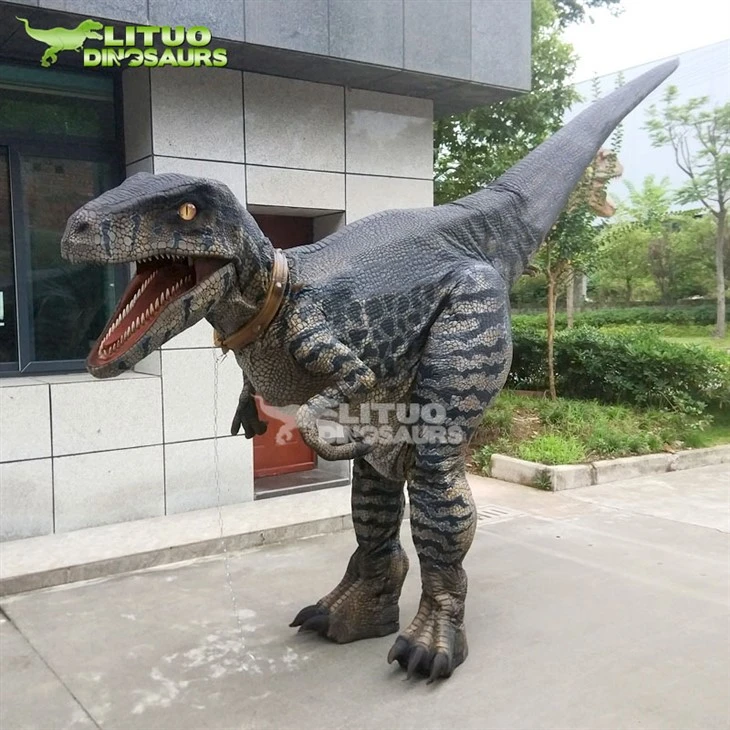 Robotic Simulation Velociraptor Mechanical Costume